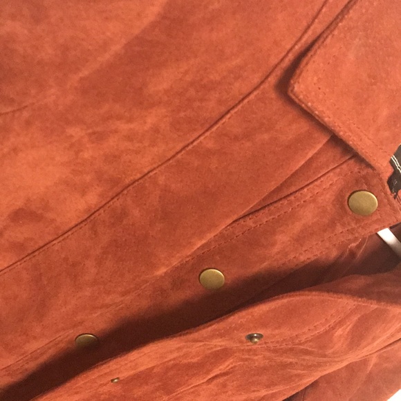 Nice spring jacket - Picture 3 of 5